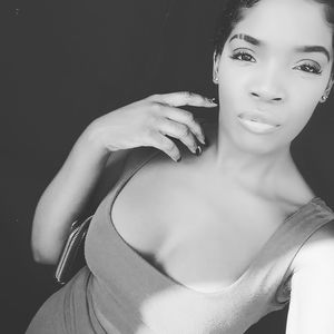 Meet your Posher, Arielle